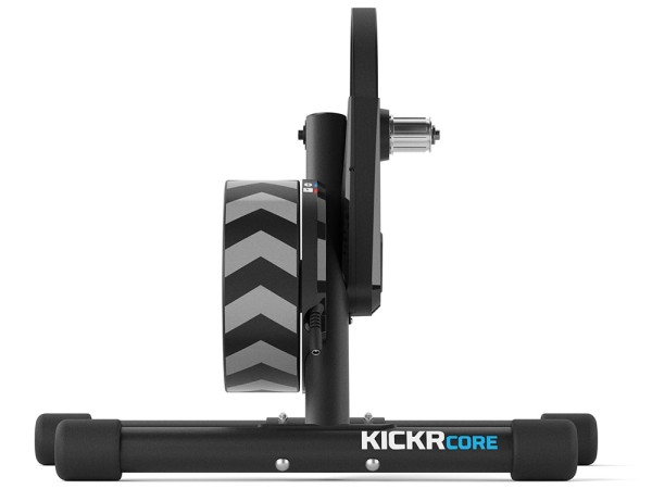 does the wahoo kickr have a power meter